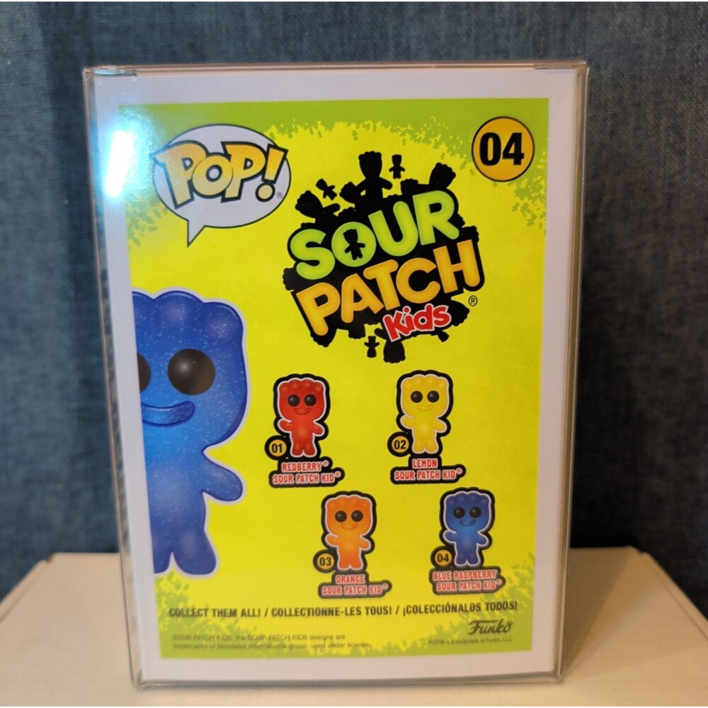 Funko Pop 04 Sour Patch Kids Blue Raspberry Glitter 2021 NIB 889698571100 - Picture 7 of 16